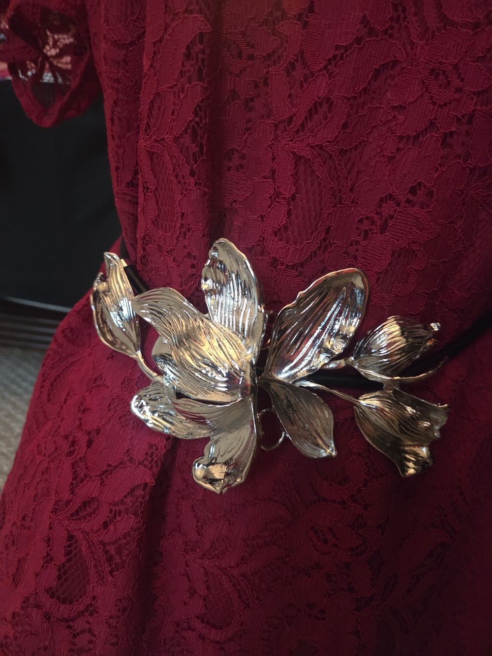 Chicwish Gold Leaf Floral Waist Belt